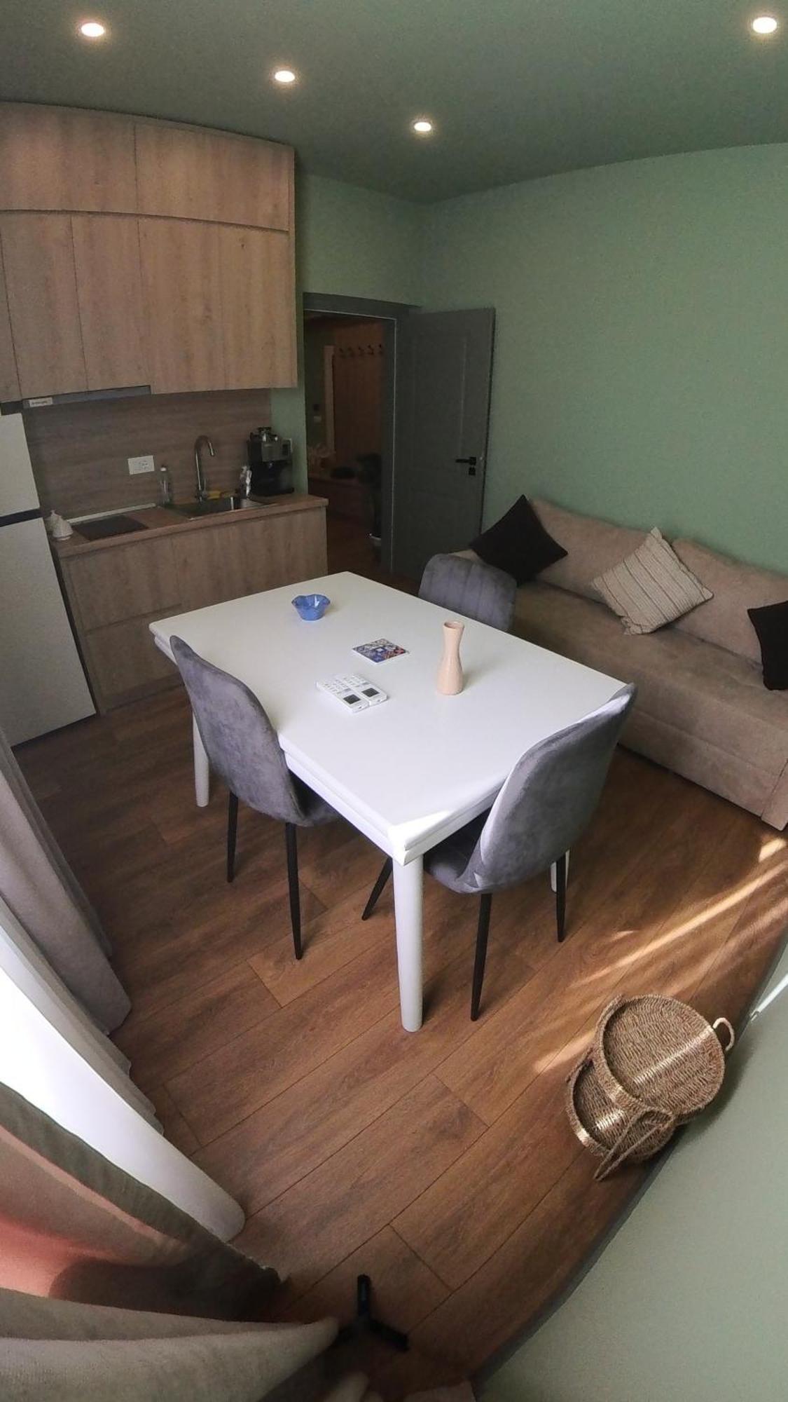 Perla Apartment ティラナ エクステリア 写真
